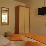 بيت ضيافة & Anita هفار
