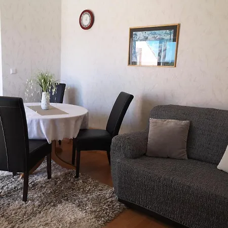 Pensjonat & Anita 3*