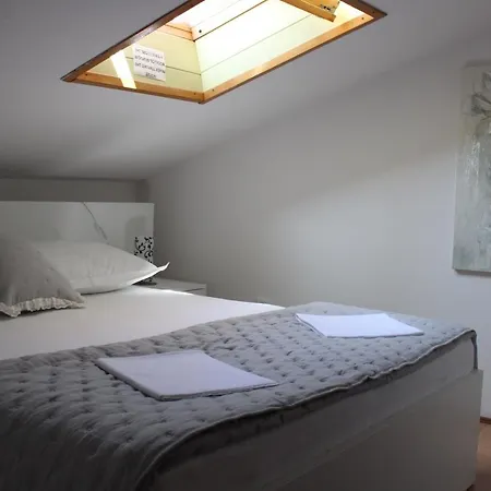 & Anita 3* Hvar Town