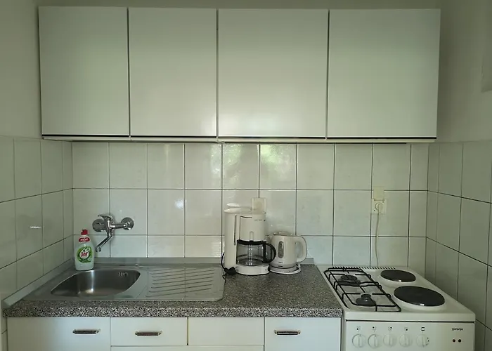 & Anita 3* Hvar Town