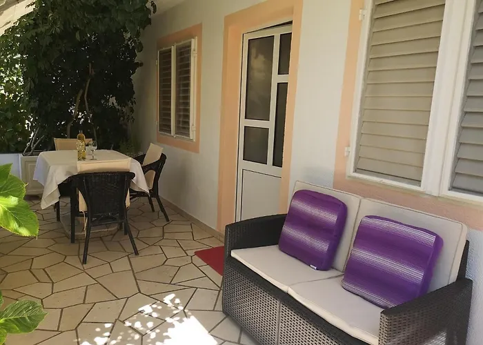 & Anita Gostinjska kuća 3*