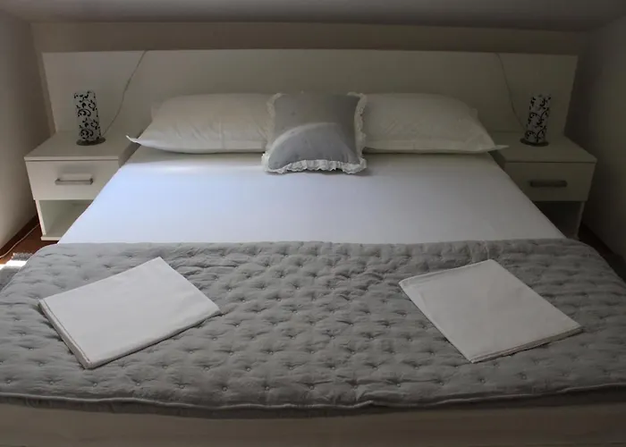 & Anita Guest house Hvar Town