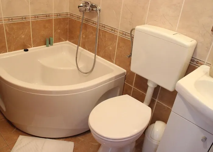 & Anita 3* Hvar Town